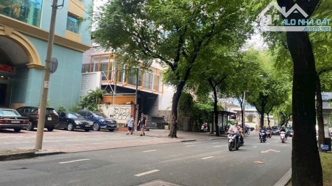 BÁN ĐẤT XÂY VĂN PHÒNG CAO TẦNG NGUYỄN DU - QUẬN 1