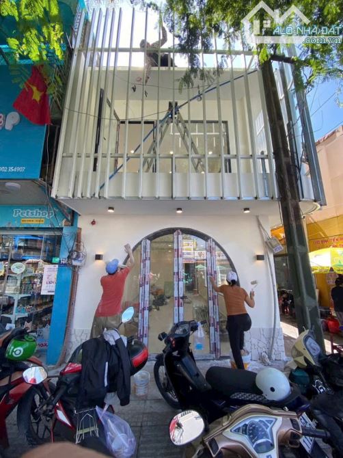 Góc 2 mặt tiền Lê Văn Duyệt, P.1, Q.Bình Thạnh, 4m*12m, trệt lầu, nhà mới, 40tr/th