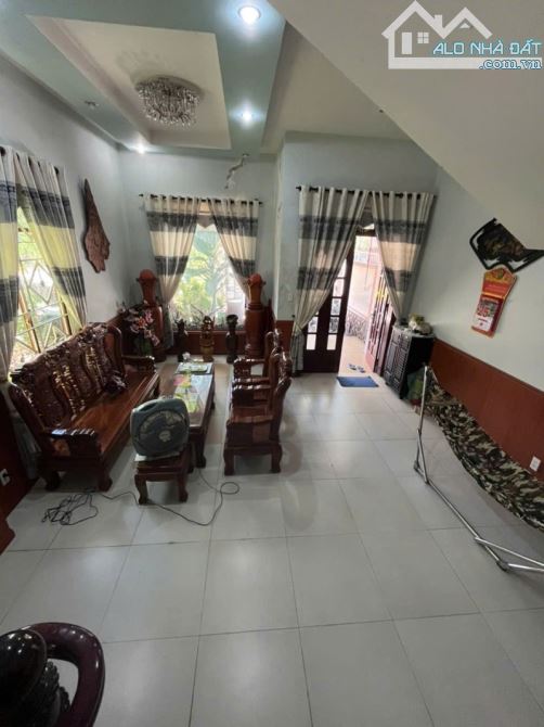 ♥ Đường 6m sát Nguyễn Hữu Thọ 115m2, 3 tầng cứng, hơn 8 tỷ