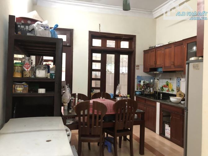 NHÀ LẠC LONG QUÂN – 35M² x 4 TẦNG – LÔ GÓC – NGÕ THÔNG – HƠN 5 TỶ