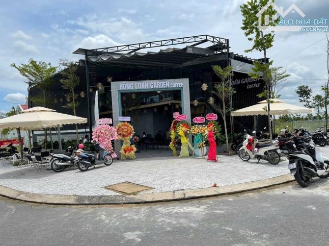BÁN CẶP NỀN GÓC ĐẸP KDC HỒNG LOAN , TẶNG QUÁN CF FULL NỘI THẤT ĐANG KINH DOANH