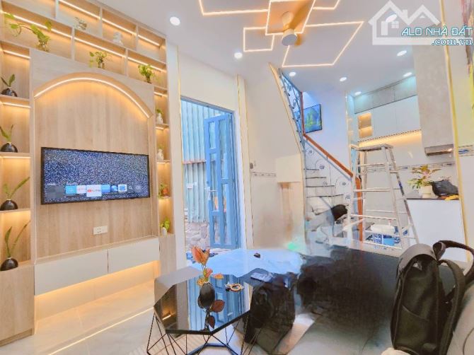 MINI HOME ĐẦY ĐỦ CÔNG NĂNG DƯƠNG QUẢNG HÀM CHỈ 2,75 TỶ