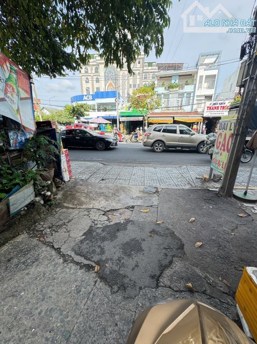 🏡 BÁN NHÀ 1/ NGUYỄN ẢNH THỦ – ĐỐI DIỆN CHỢ BÀ ĐIỂM 👉 Giá chỉ: 5.5 TỶ
