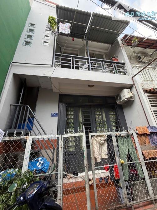 XE HƠI SÁT CỬA NHÀ PHAN ĐĂNG LƯU – NGANG 4,7m – 43m² – 1 Trệt 1 Lầu – 3PN – 2WC