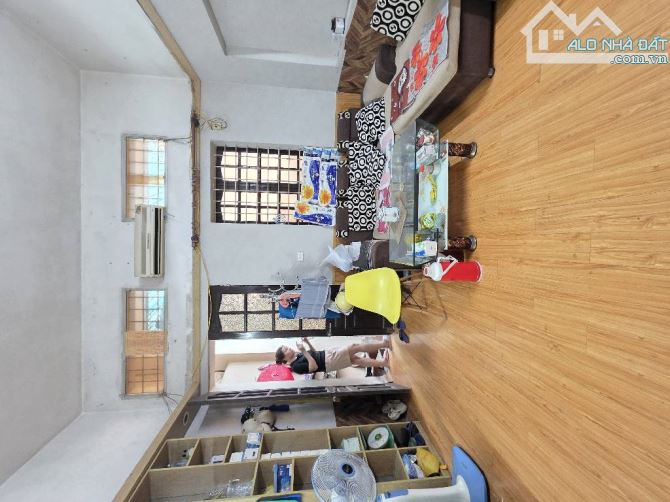 BÁN NHÀ ĐỘI CẤN   BA ĐÌNH 38M² GIÁ 5,5 TỶ , SỔ RIÊMH