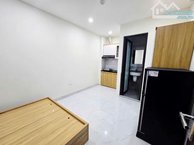 BÁN TÒA CCMN 29 PHÒNG QUAN HOA  CẦU GIẤY 90m MT 6m 7 TẦNG THANG MÁY 27 TỶ