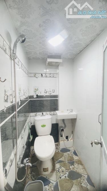 Bán nhà mặt tiền đường số 7 phường 3 Quận Gò Vấp 55m2 có 5 phòng ngủ tặng GPXD 7 tầng