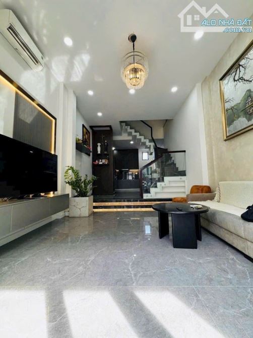 KHU BÀU CÁT -HẼM Ô TÔ THÔNG -PHẠM PHÚ THỨ-P.11- TÂN BÌNH- DT:4.1*13M – 8 TỶ 5
