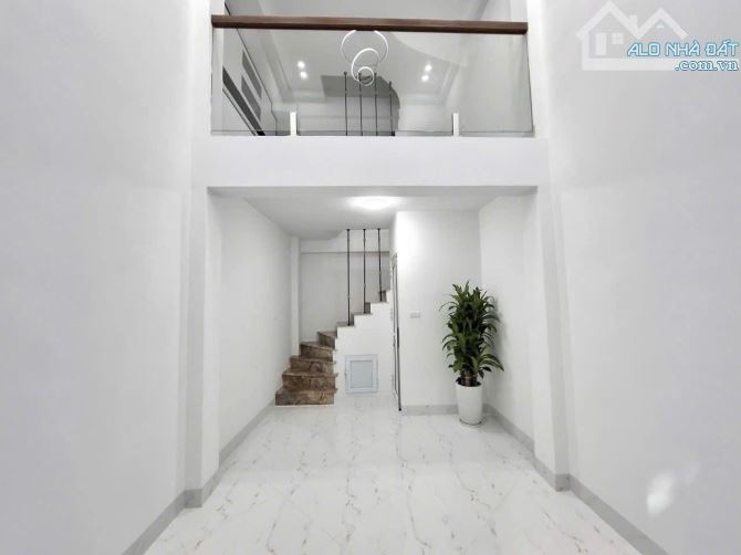 BÁN NHÀ MỚI, CĂN GÓC KINH DOANH ,PHỐ KHƯƠNG TRUNG, THANH XUÂN.28M2 – 5 T. 5,12 TỶ