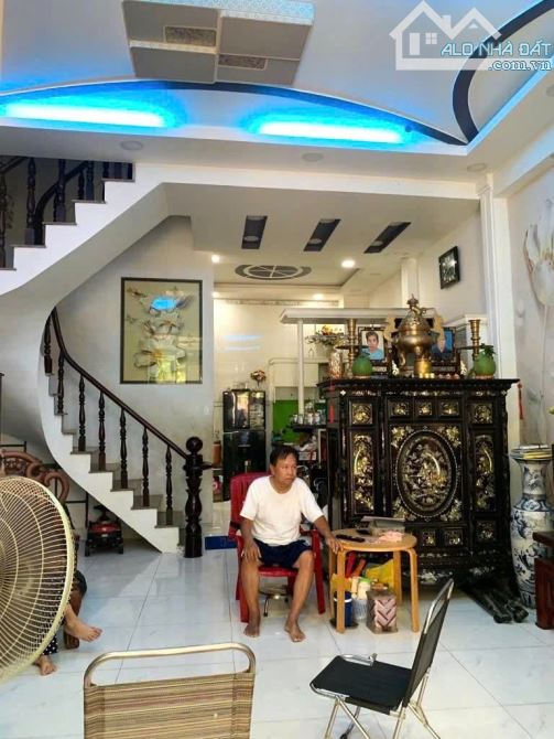 Bán Nhà Hồ Học Lãm,An Lạc,Nhà Đẹp Ở Ngay,Khu Xây Cao Tầng,5x14,Nhỉnh 4 Tỷ(BT108)