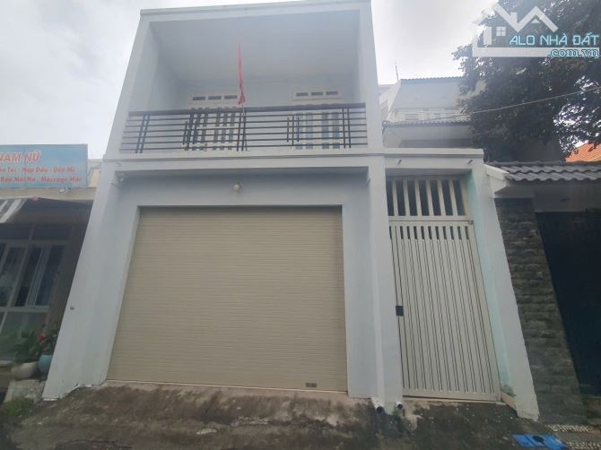 BÁN NHÀ 1 TRỆT 1 LẦU [ 6X20 ] 120m2 HẺM Ô TÔ TRÁNH NHAU GẦN BIỂN BÃI SAU VŨNG TÀU GIÁ 8t2
