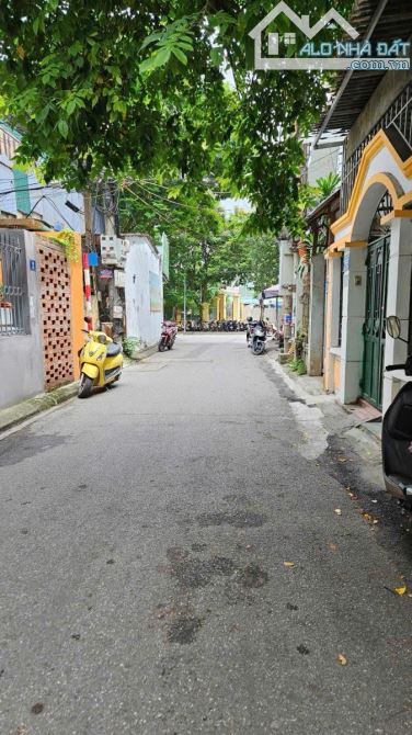 NHÀ LÔ GÓC TRẦN QUỐC HOÀN 45m 6 TẦNG PHÂN LÔ Ô TÔ NGÕ THÔNG TRUNG TÂM CẦU GIẤY 19,5 TỶ