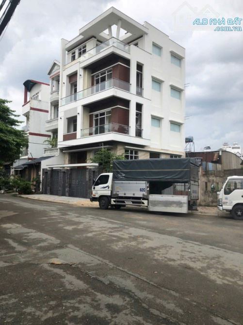 GÒ VẤP, BÁN BIỆT THỰ LÊ ĐỨC THỌ, DT 10x18m HẦM + 4 TẦNG