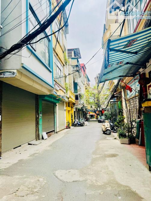 Phân lô giá đầu tư lõi Đống Đa🌹 70m2 - 4T - MT 6.4m, Lô góc oto tránh, mặt tiền rộng