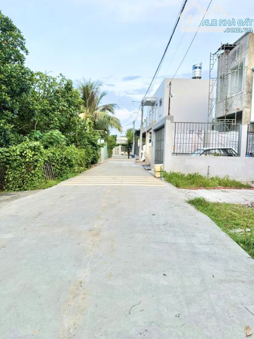Đất Biệt Thự DT: 2992m2 sổ hồng riêng bao sang tên.