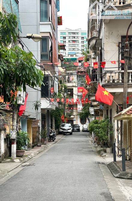ĐẮC ĐỊA – TRUNG TÂM CẦU GIẤY – 6 TẦNG HIỆN ĐẠI - Ô TÔ NGỦ TRONG NHÀ - NGÕ THÔNG KHẮP NGẢ