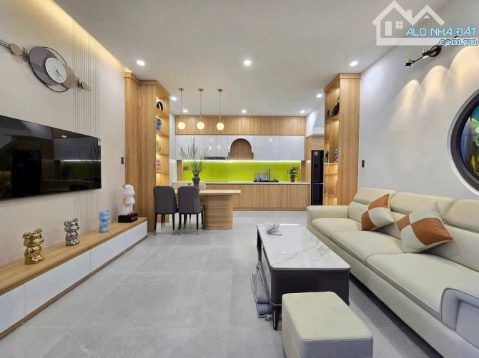 📌📌📌LÀM VIỆC TRỰC TIẾP GIÁ TỐT !!!. Bán căn 2 tầng Full Nội Thất kiệt 266/ Hoàng Diệu