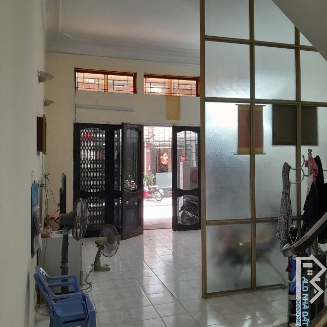 Bán nhà đất Ba Đình vỉa hè ô tô tránh phân lô, 70m2, 6m mặt tiền, 22.9 tỷ