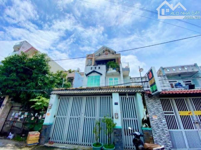 BÁN NHÀ BÌNH TRỊ ĐÔNG 3TẦNG 130M2 HẺM XE HƠI NGỦ TRONG NHÀ NGANG TO 6.5 - GIÁ 10.X TỶ