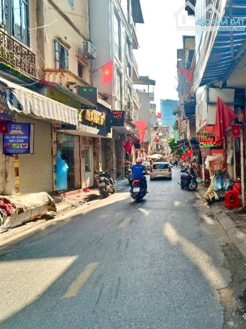 🏠H.I.Ế.M Cầu Giấy – trung tâm – 5 tầng – gần phố -  ngõ nông -g.i.á mềm - c.h.ỉ hơn 7 tỷ