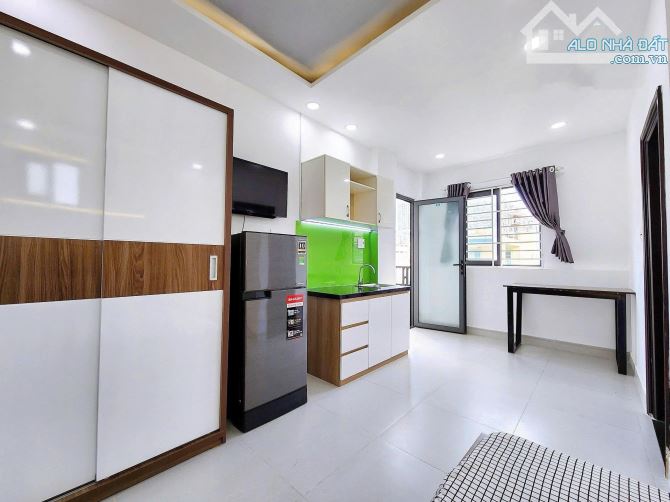 Căn Hộ Thoáng có Thang Máy Quận 10 Gần ĐH Bách Khoa, Đại Học Kinh Tế UEH, HUFLIT