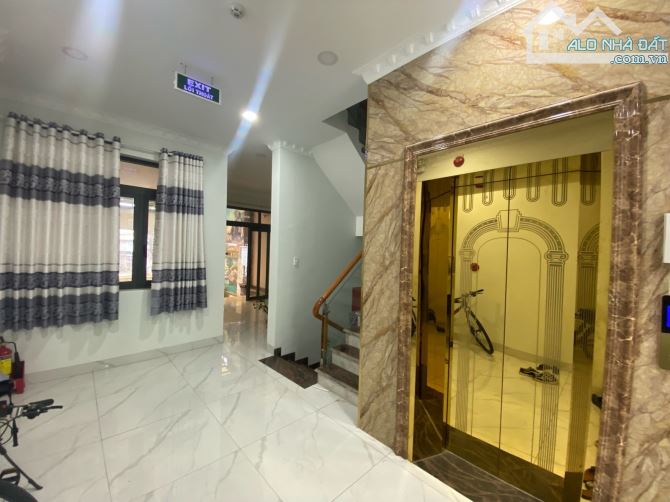 BÁN NHÀ MẶT TIỀN 326M2 - 6 TẦNG THANG MÁY - DÒNG TIỀN 65TR/T - ĐƯỜNG TÂY HÒA, PL A