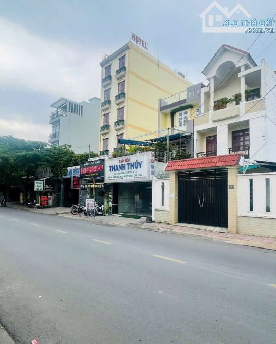 NHÀ (5.6X25) MẶT TIỀN NGUYỄN THỊ KIỂU – Q12  SHOWROOM – SPA – NHA KHOA – CAFE