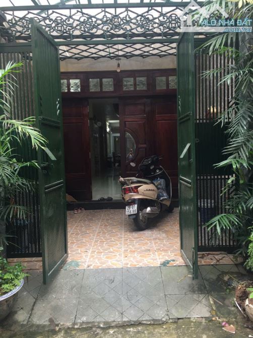 Cho thuê nhà 5 tầng ngõ 125 An Xá, Phúc Xá, Ba Đình. DT 75m x 5 tầng, giá 15tr
