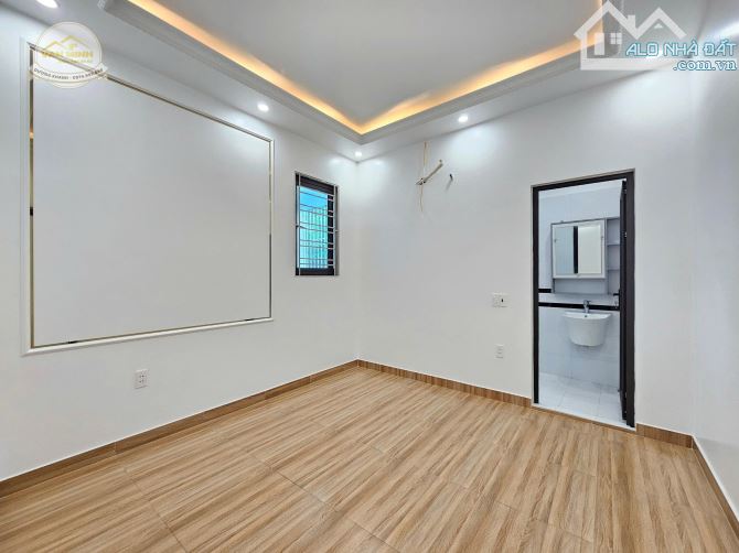 Chính chủ bán nhà độc lập Trần Nguyên Hãn. 64m2 3 ngủ khép kín - 10