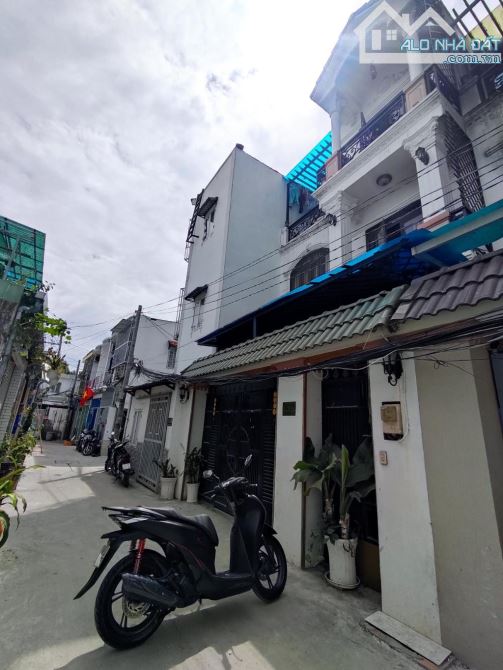 🌟 SIÊU PHẨM NHÀ PHỐ – Ô TÔ ĐẬU – CẠNH PHÚ MỸ HƯNG, QUẬN 7 – NGANG RỘNG – GIÁ NHỈNH 7 TỶ - 10