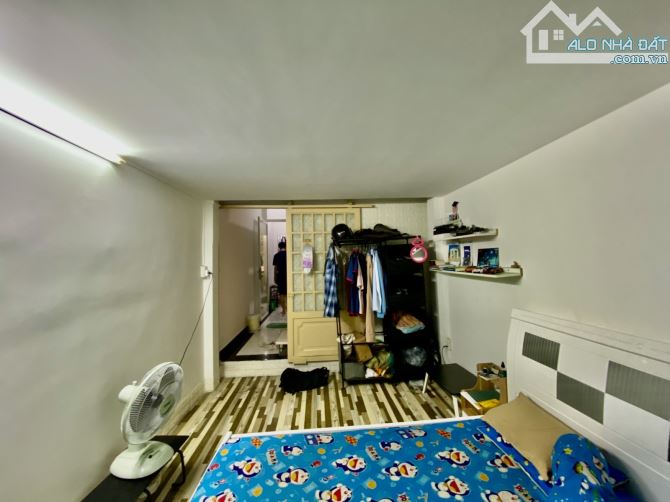 HẺM XE HƠI- NHÀ ĐẸP PHÚ THỌ HOÀ - 2 LẦU SÂN THƯỢNG, 3 PHÒNG NGỦ - CHỈ NHỈNH 4 TỶ - 10