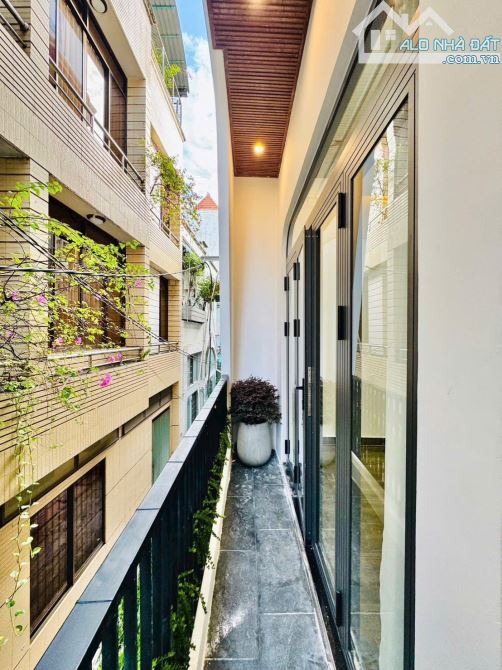 🚗SIÊU VỊ TRÍ • SAU CĂN MẶT TIỀN KHU VIP PHAN XÍCH LONG • 3 TẦNG ĐÚC THẬT • 3PN 3WC - 10