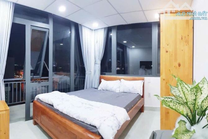 Tòa nhà CHDV Q3 cách MT 1 căn. DT 8x15m, 7 tầng thang máy - 11