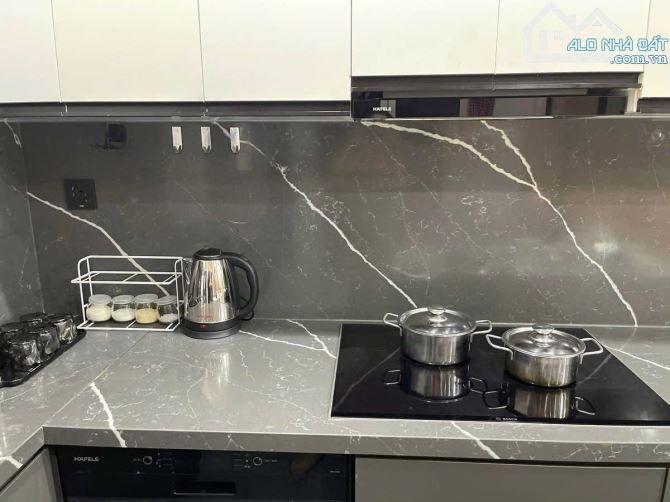 Nhà Đẹp Full Nội Thất – Dọn Vào Ở Ngay – Giá Chỉ 10.5 Tỷ - 11