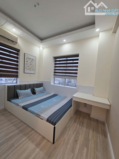 CẦN BÁN căn hộ đẹp đầy đủ nội thất, lô góc view thoáng, tầng đẹp gần CV CẦU GIẤY - 11