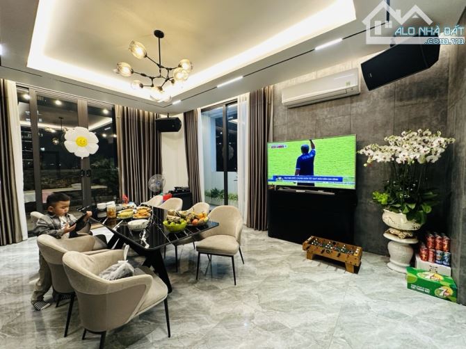 49.x tỷ / 8 tầng /7.2 M tiền/ Khách Sạn View Hồ. Hoàng Mai - 11