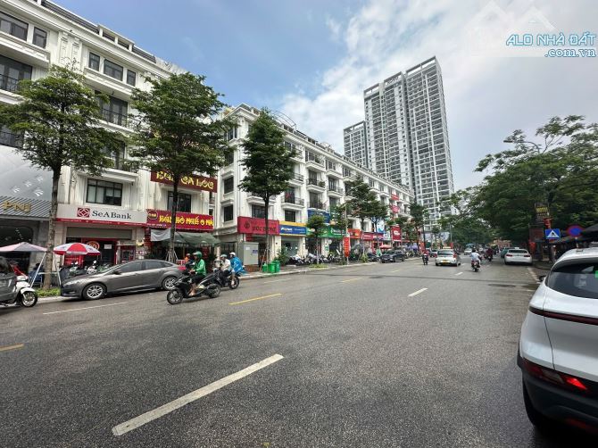 Bán Gấp Nhà Lô Góc Mặt Phố Xuân La, Tây Hồ, 113m 6T MT 5m KD 70tr/Tháng. - 3