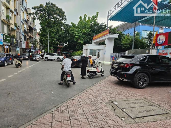 BÁN NHÀ MẶT PHỐ NGUYỄN CÔNG HOAN, BA ĐÌNH - LÔ GÓC 72M2 x 5 TẦNG - THANG MÁY - GIÁ 36,9 TỶ - 1