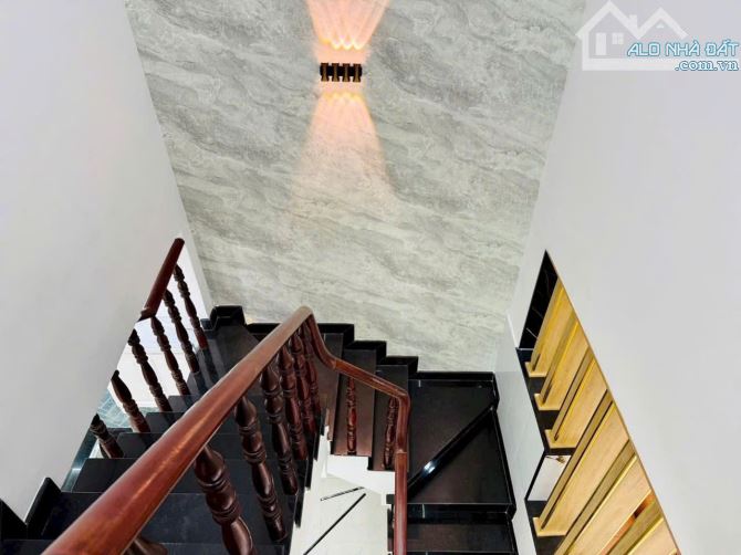 NHÀ ĐẸP THẠNH LỘC 19 – GIÁP GÒ VẤP – 1 TRỆT 1 LẦU – HXH - GẦN CHỢ CẦU ĐỒNG - CHỈ 4.48 TỶ - 1