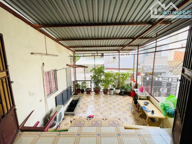 B.ÁN NH.À 😍😍😍HÀNG VIP - NGANG KHỦNG 7.4M - HẺM Ô TÔ - 1 ĐỜI CHỦ - VÒNG XOAY PHÚ LÂM - T - 1