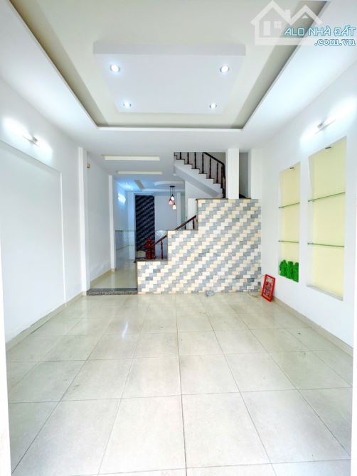 Bán nhà HXH 6M đường Lê Văn Quới, P BTĐ A, Quận Bình Tân DT 60m2(5x12)x3 Tầng Giá 5.7 Tỷ - 1