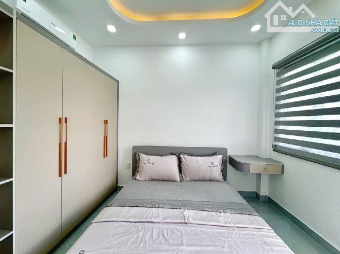 Bán nhà Gò Vấp gần Công viên Làng Hoa 4 tầng mới đẹp SHR đường số 18 Phường 8 full nội thấ - 1