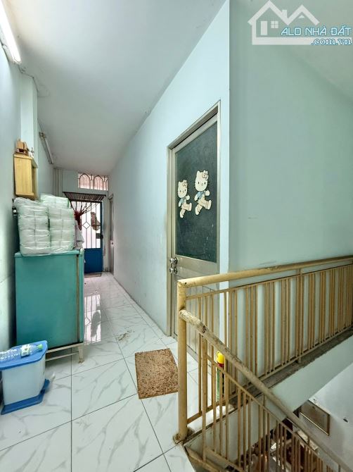 TÂN PHÚ - HẺM XE HƠI - 99M2 - 3 TẦNG - CHỈ 3.x TỶ. - 1