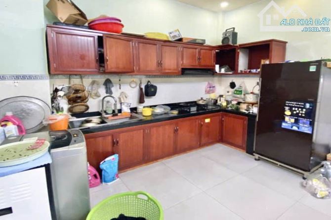 Bán nhà hẻm Lê Văn Phan, Tân Phú, 40 m² (4m x 10m), 2 tầng - Giá 4.65 tỷ TL - 1