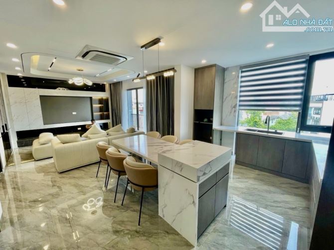 Bán Toà Biệt Thự 8 Tầng Ngọc Thuỵ hơn 22 tỷ-VIEW HỒ-VĨA HÈ-Ô TÔ TRÁNH-MẶT TIỀN 8m-THANG MÁ - 1