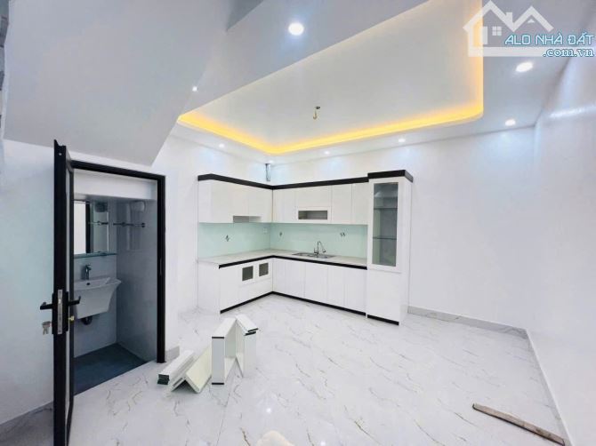 Bán nhà Đằng Hải 3.5 tầng ngõ 175 Đằng Hải giá tốt - 1