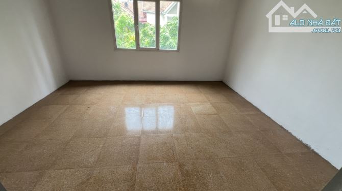 cần bán nhà - mỗ lao hà đông .dt 85m - 1