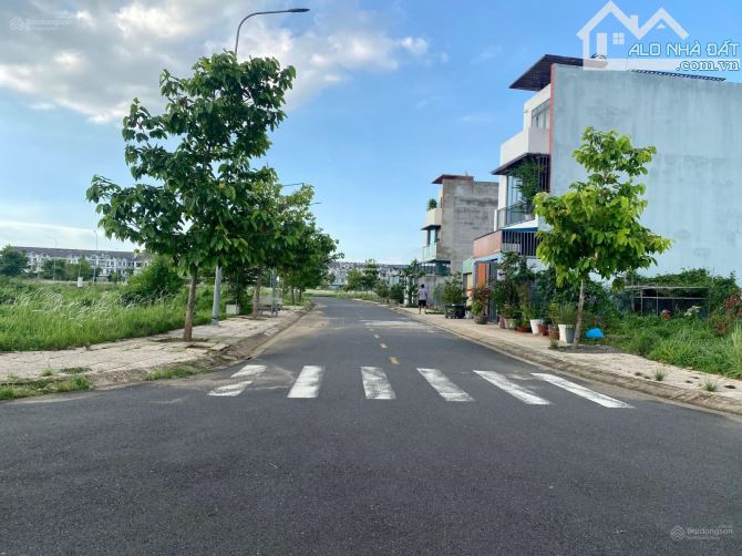 ĐÓN ĐẦU SÂN BAY LONG THÀNH CUỐI NĂM HOẠT ĐỘNG,ĐẤT NỀN MẶT TIỀN NGAY SÂN BAY GIÁ 12TR/M2 - 1