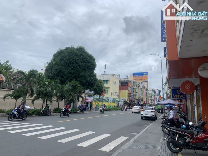 Bán Nhà Mt Lý Văn Phức P tân Định ,Q1:5x18_4 tầng_Hđt Khoán 75tr/th_Gía:33 tỷ - 1