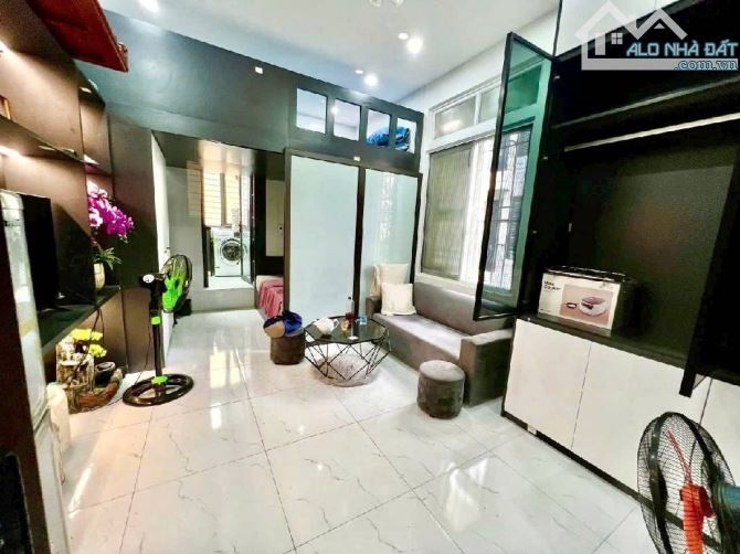 BÁN CĂN HỘ TẬP THỂ 2 MẶT THOÁNG DỐC THỌ LÃO - PHỐ HƯƠNG VIÊN - NHÀ ĐẸP Ở LUÔN - Ô TÔ ĐỖ CH - 1